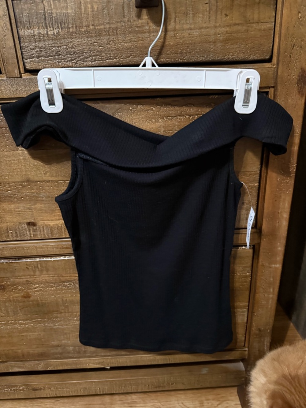 Old Navy Black Ribbed Off-Shoulder Tank Top - Picture 5 of 5